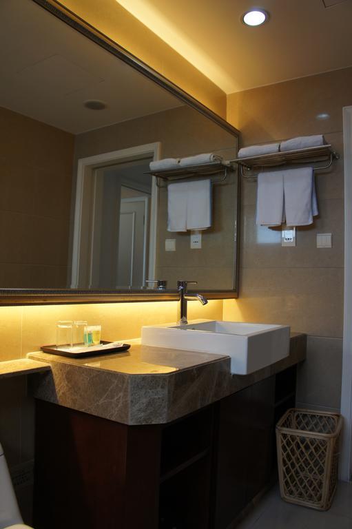 Hotel Pujiang Expo