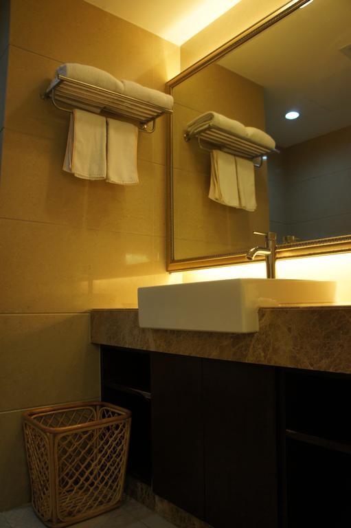 Pujiang Expo Hotel Shanghai